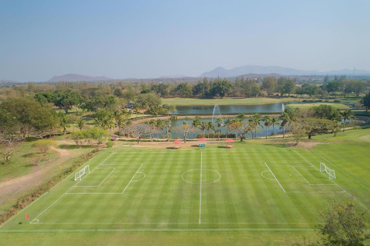 Springfield Village Golf & Spa Cha-Am Buitenkant foto