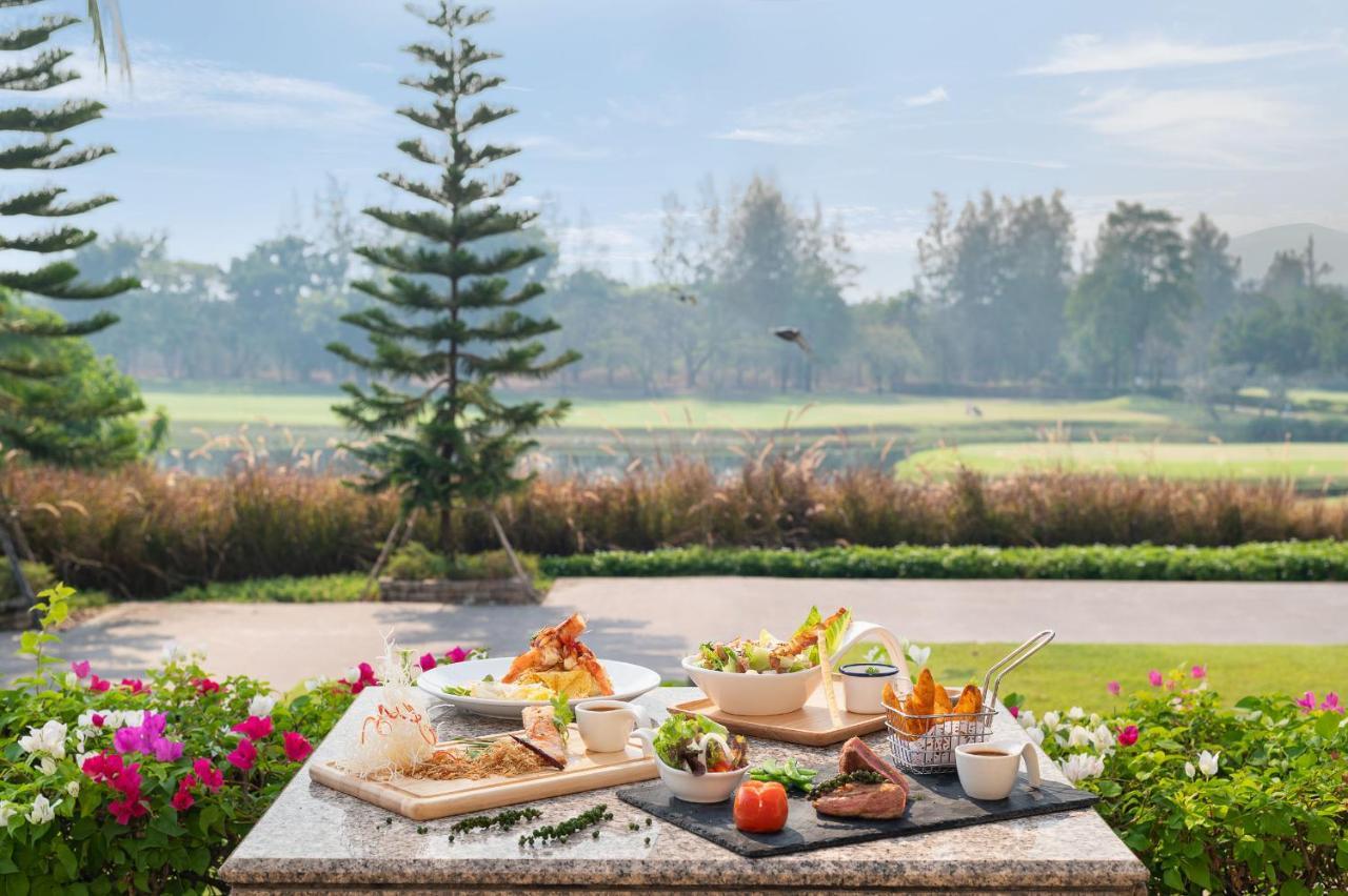 Springfield Village Golf & Spa Cha-Am Buitenkant foto
