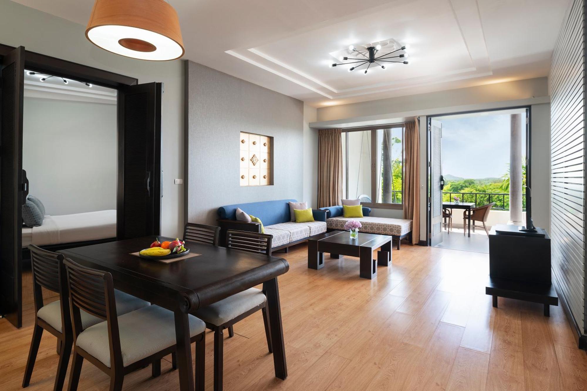 Springfield Village Golf & Spa Cha-Am Buitenkant foto