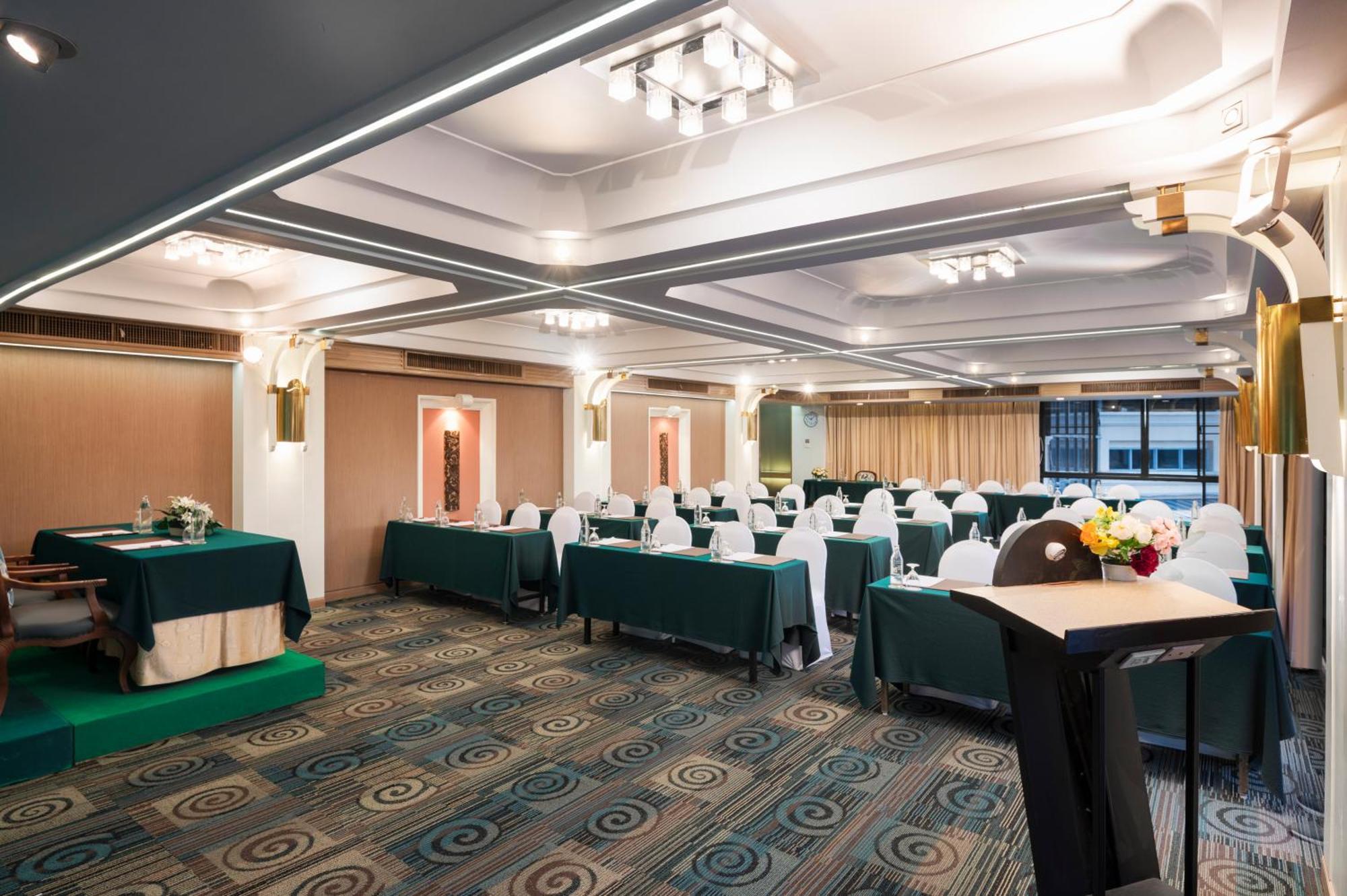 Springfield Village Golf & Spa Cha-Am Buitenkant foto