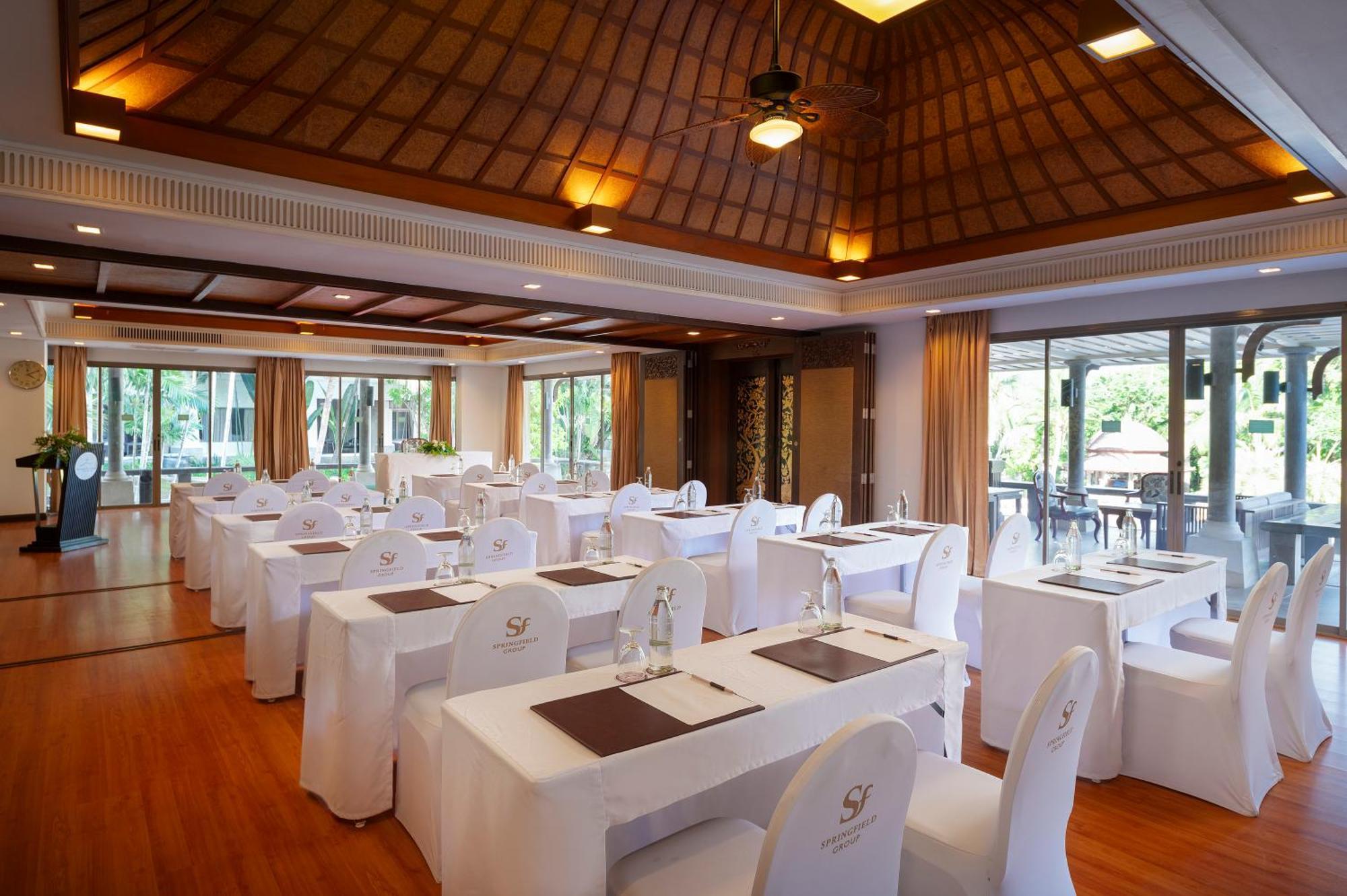 Springfield Village Golf & Spa Cha-Am Buitenkant foto